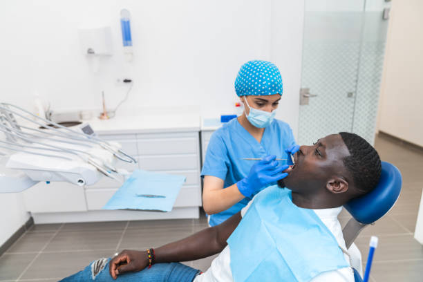 Best Dentist Open on Weekends  in River Forest, IL